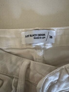 Just Black Denim white Jeans - Size 26
